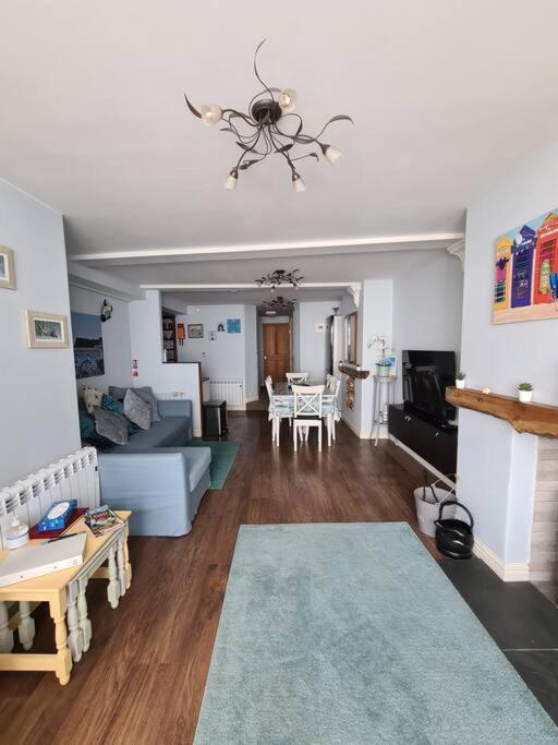 Beach Retreat Village Centre Location Шелдон Экстерьер фото